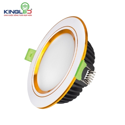 den-am-tran-tan-quang-doi-mau-mat-phang-vien-vang-10w-diamond